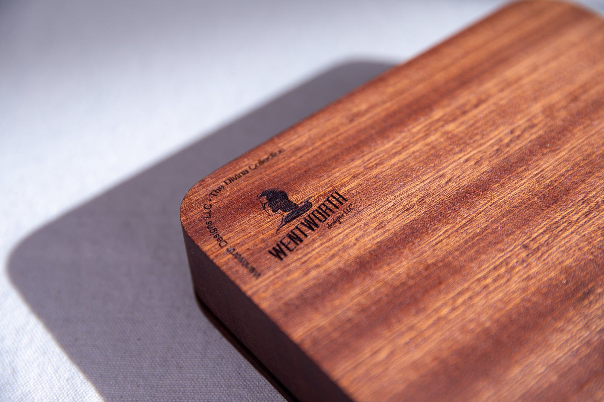 The Divina Four Box Set, Sapele