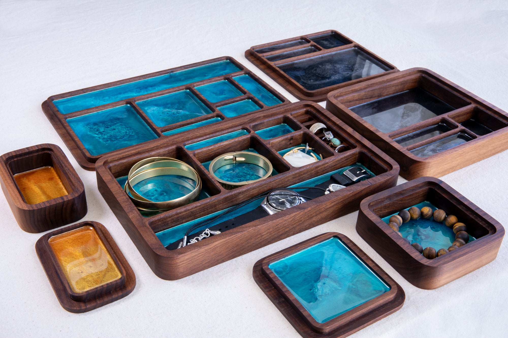 The Divina Four Box Set, Walnut